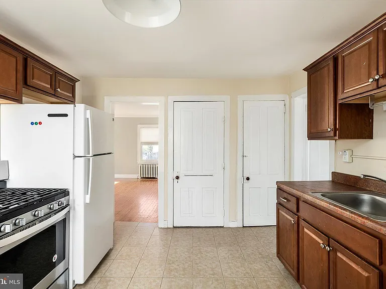 75 Patton Ave #1 — Photo 10