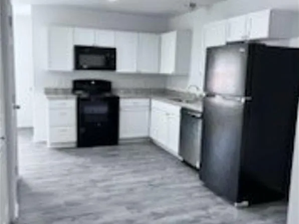 819 Thomas St #A, Bonham, TX 75418