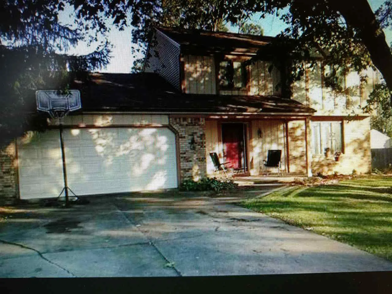 10620 Longwood Dr photo 1