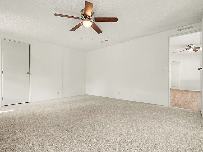 7624 Timberwood Dr — Photo 18