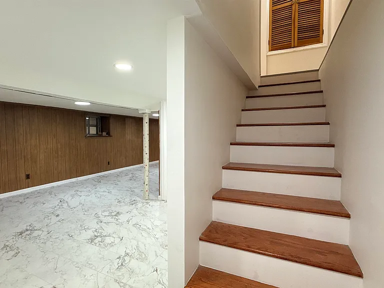 291 Avenue B #1 — Photo 13