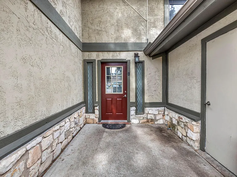 4010 Cima Serena Dr #B — Photo 28