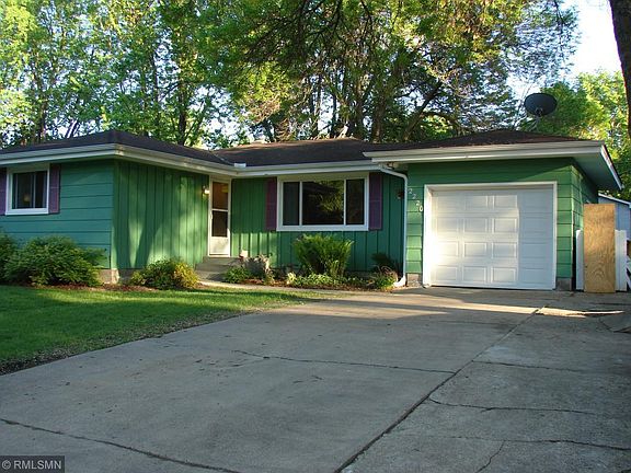 2nd image of 2220 Cowern Pl E
