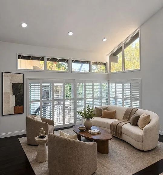 2880 Woodwardia Dr — Photo 1