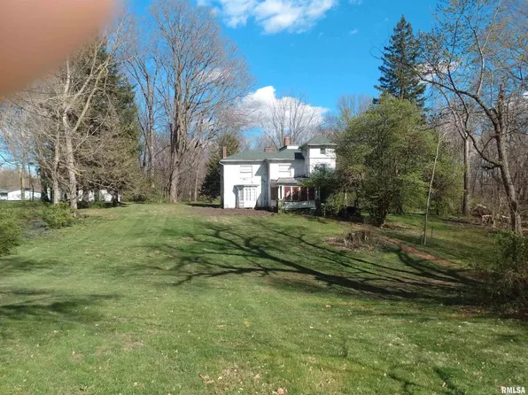 916 SE 2nd Ave, Aledo, IL 61231