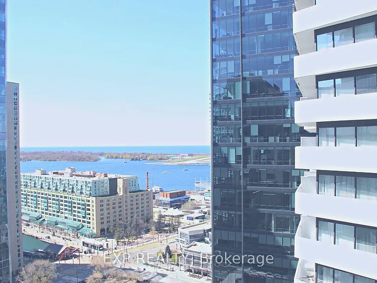 88 Harbour St #2302 — Photo 16