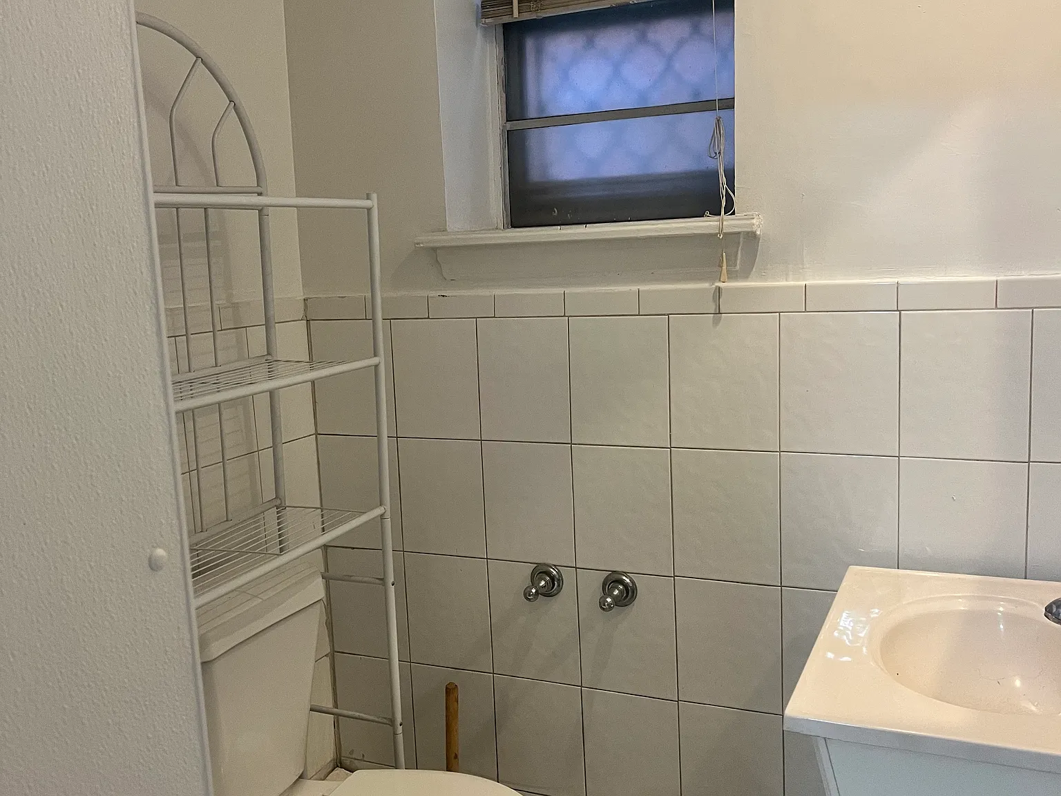 Studio, 500 sqft, $1,700 — Photo 3