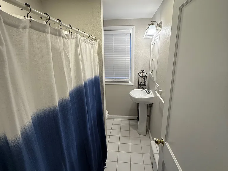 109 N Granville Ave #1 — Photo 10