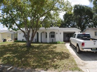 9120 Greenbriar Ln, Port Richey, FL 34668