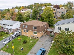 48 Regal Rd, Dartmouth, NS B2W 4H6
