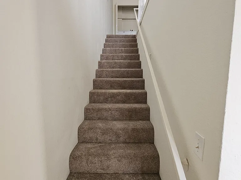 1140 Belmont Ave #4 — Photo 4