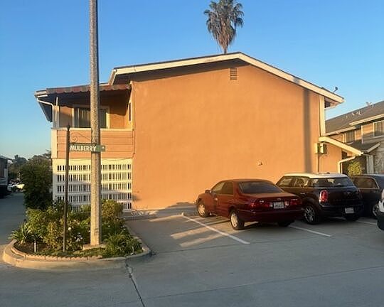 2nd image of 3500 W Manchester Blvd Unit 433