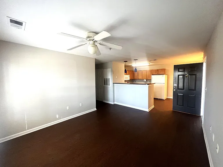 3716 Cotswold Ave #C — Photo 4