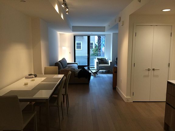 2nd image of 8 Buchanan St Unit 313