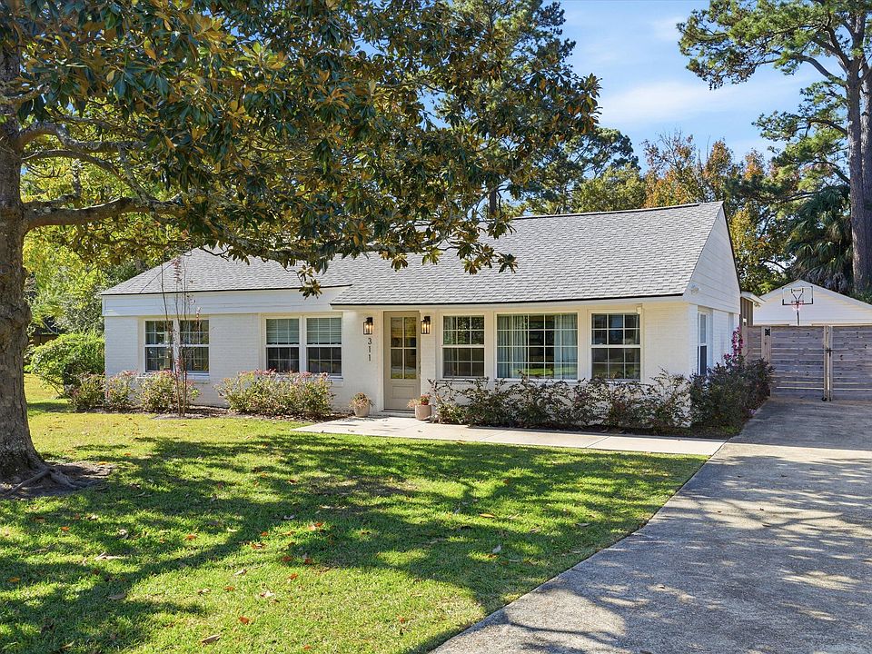 1st image of 311 Lamont Rd