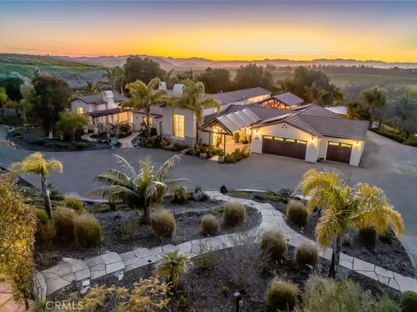 6965 Vina Loma Ct, San Luis Obispo, CA 93401