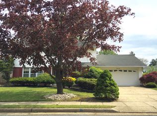 26 1st Ave, Monroe Township, NJ 08831