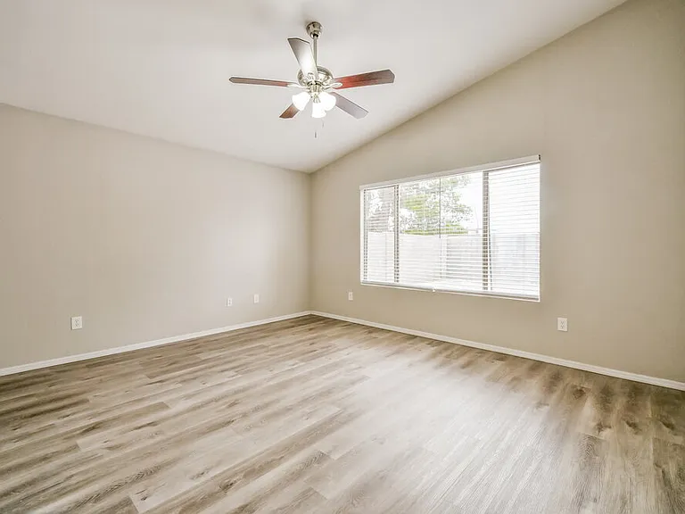1510 N Saddle St — Photo 8