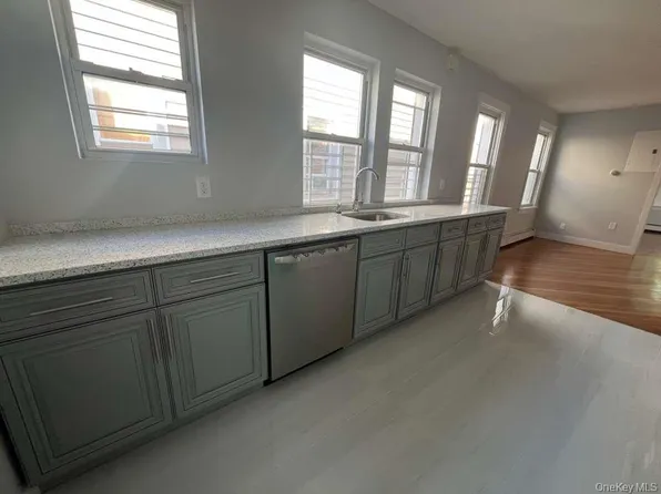 78-32 87th Avenue image 9 of 15