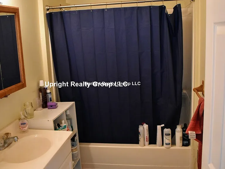19 Roseclair St #3 — Photo 11
