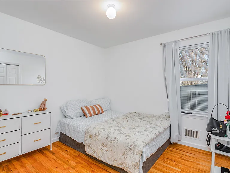 225 Belvedere Dr #1 — Photo 8
