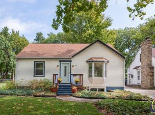 2018 SW Stone Ave, Topeka, KS 66604