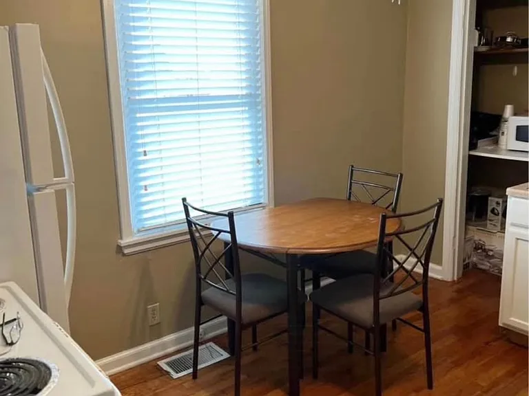 225 N Park Dr — Photo 18