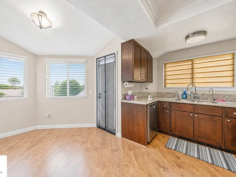 3015 La Paz Ln #A — Photo 11
