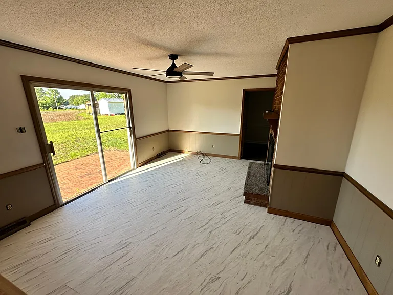 1653 Elijah Loftin Rd — Photo 5