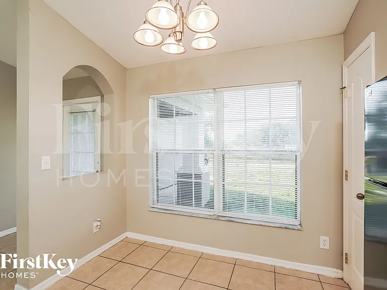 4206 25th St SW — Photo 5