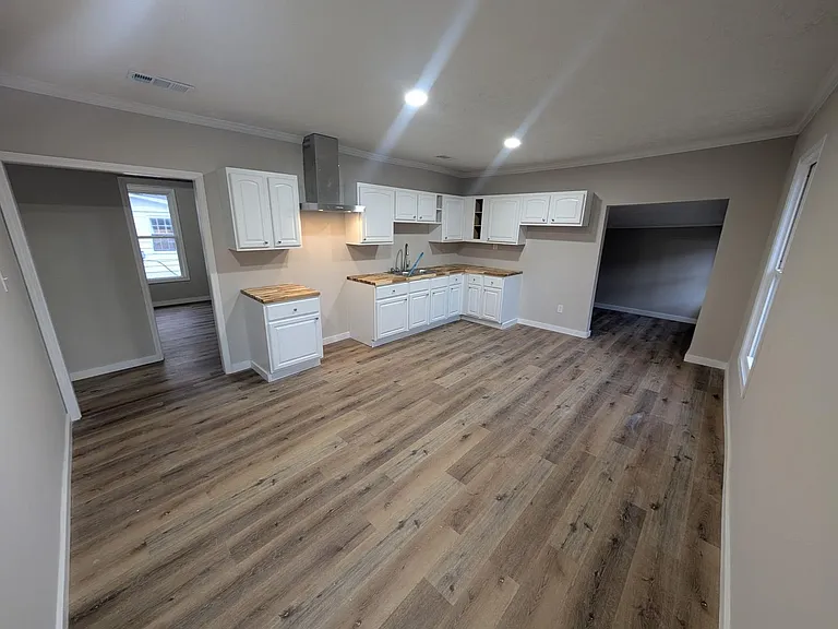 222 Lenoir Ave — Photo 8