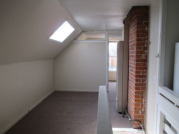 4th image of 815 W Kalamazoo Ave APT 4