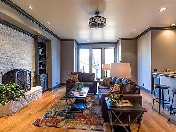 5th image of 19108 Saddle River Dr