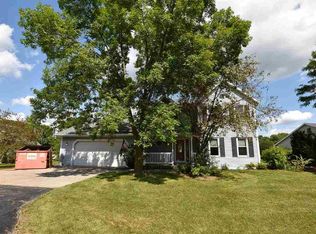 W2844 Trumpet Ln, Appleton, WI 54915