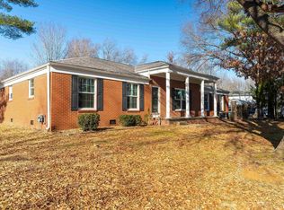 203 Fairway Vista Rd, Murphysboro, IL 62966