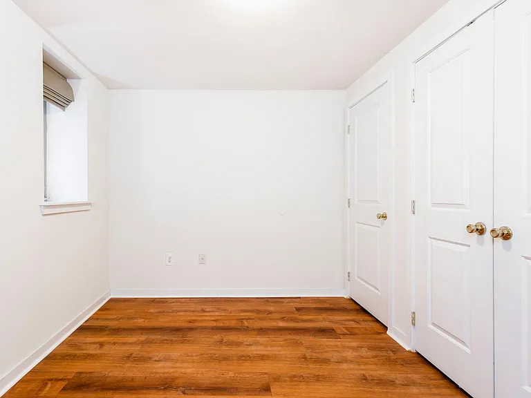 1520 Bainbridge St #A — Photo 17