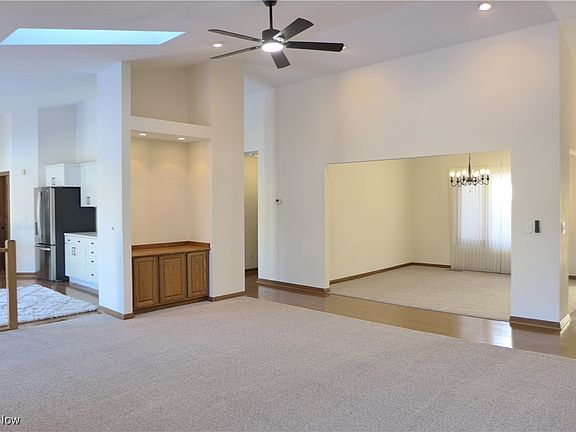 5th image of 21228 Creekside Dr