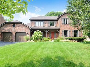 7552 Ridgewood Ln, Burr Ridge, IL 60527