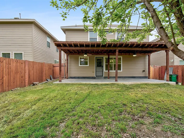 7201 Outfitter Dr — Photo 21