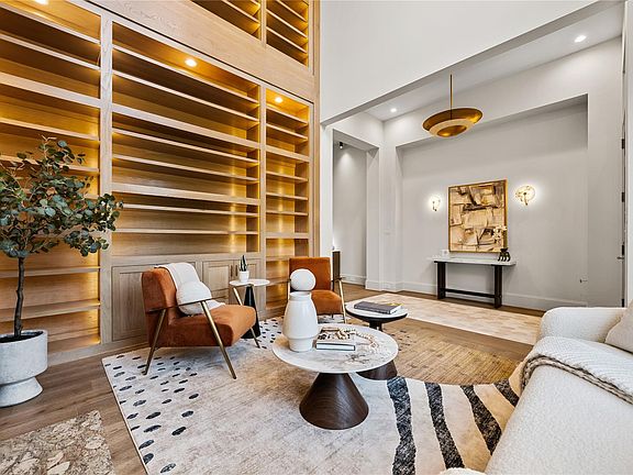 5th image of 891 W 41st St