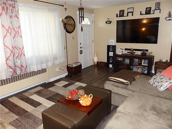 2nd image of 3645 Grafton Ave