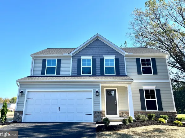 41 S Oak St, Manheim, PA 17545