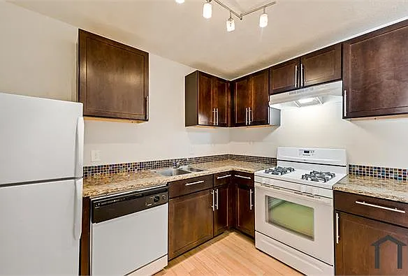 1 bed, 650 sqft, $1,000 — Photo 1