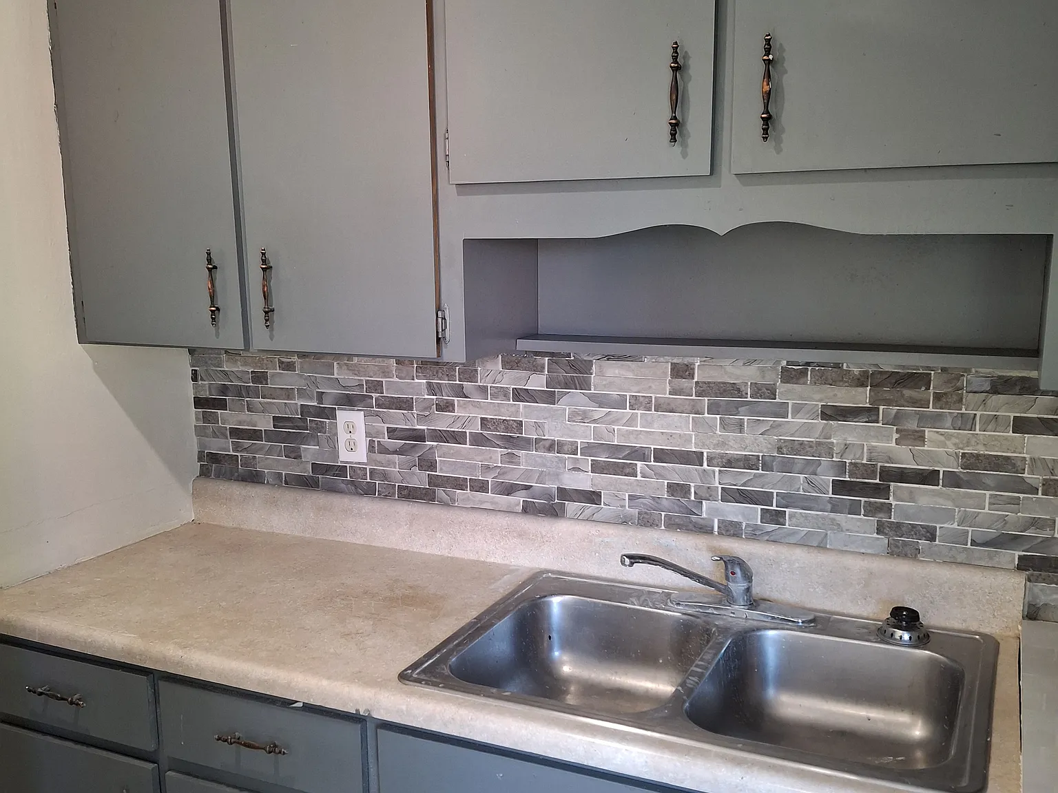 2 bed, 950 sqft, $1,385 — Photo 3