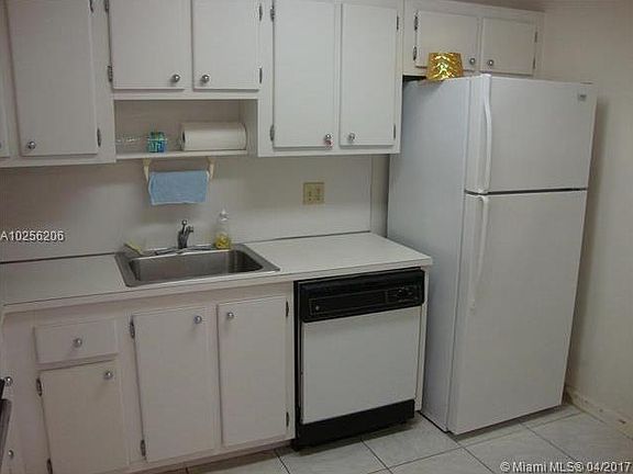 5th image of 1200 NE Miami Gardens Dr APT 708W