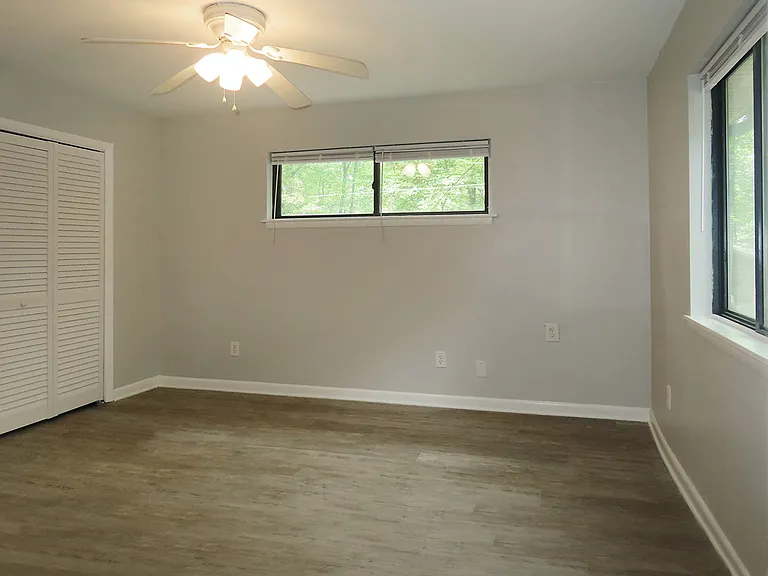 913 Shadylawn Rd #A — Photo 11