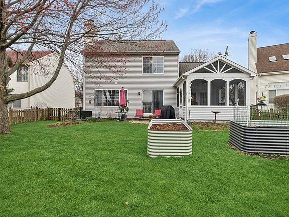 2nd image of 963 Tylerton Cir