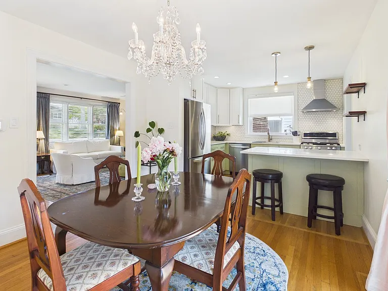 8808 Michaux Ln — Photo 15