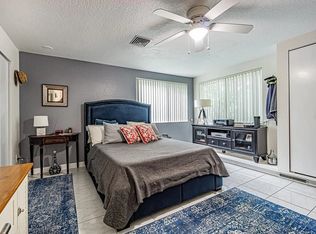549 Wilkie St, Dunedin, FL 34698