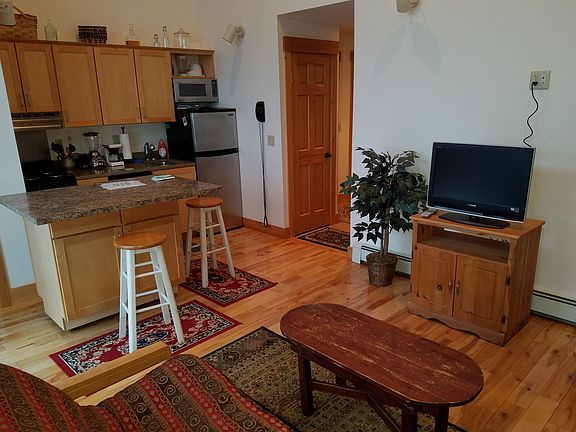 Living/Dining Area